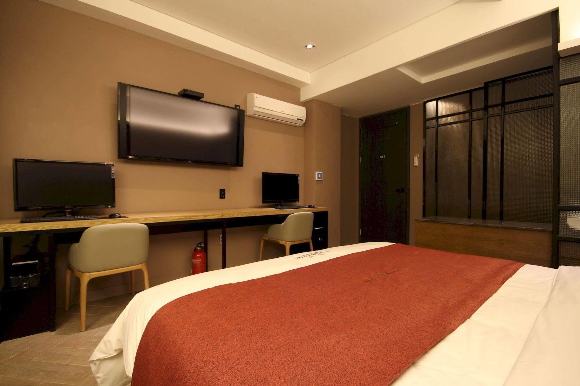 The Club Hotel Seomyeon بوسان المظهر الخارجي الصورة