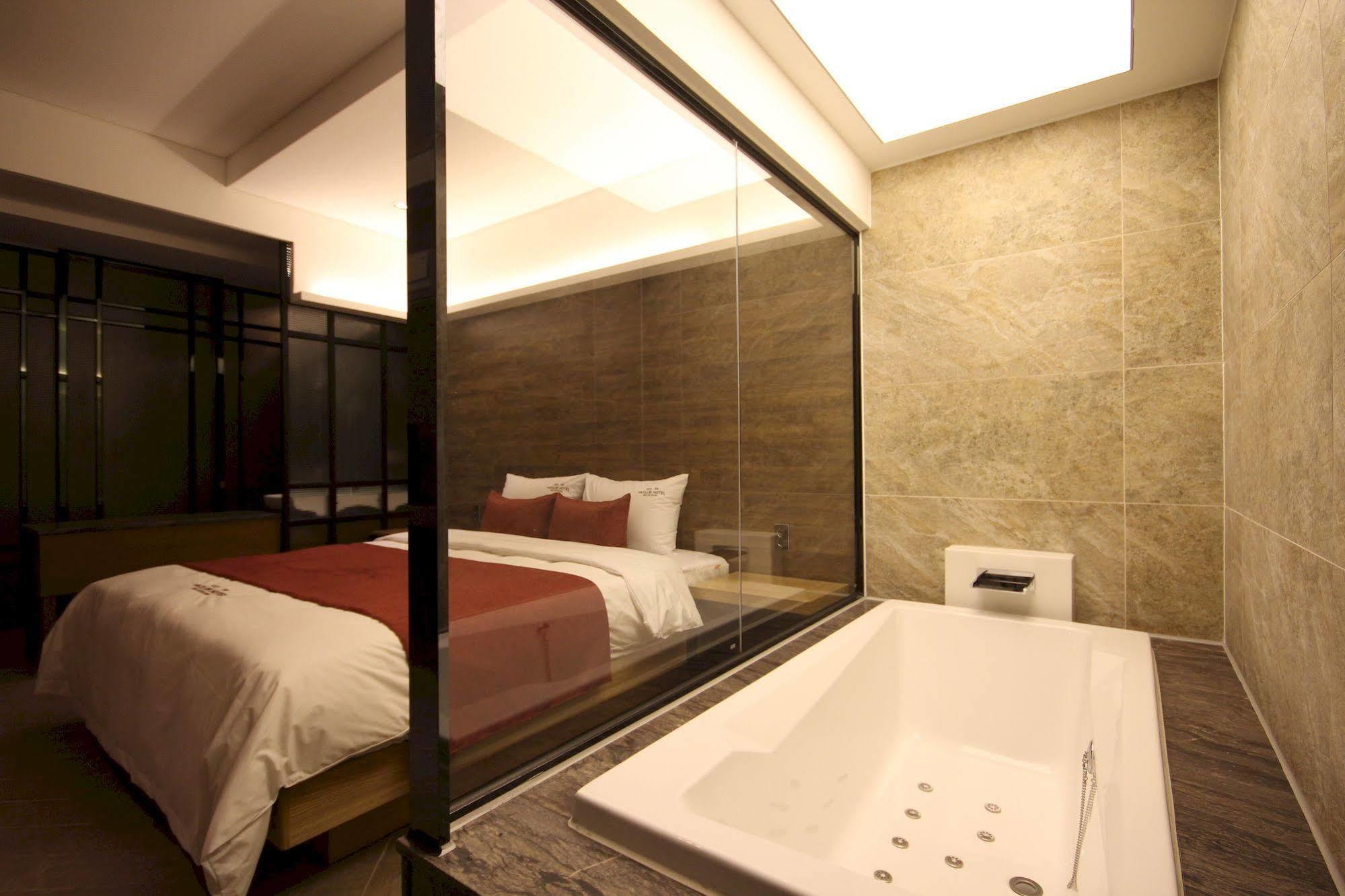 The Club Hotel Seomyeon بوسان المظهر الخارجي الصورة